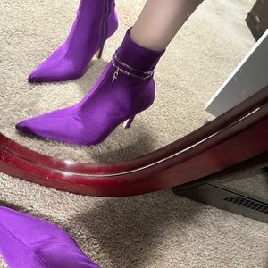Good American sz 7 purple ankle shine neoprene booties